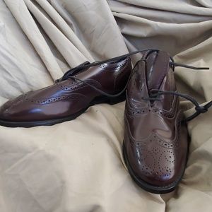 Brown Nunn bush dress shoes